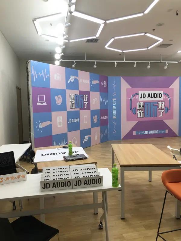 3月25日联商超市周直播，胖东来创始人于东来透露，自己两年内因骂下属赔了40多万