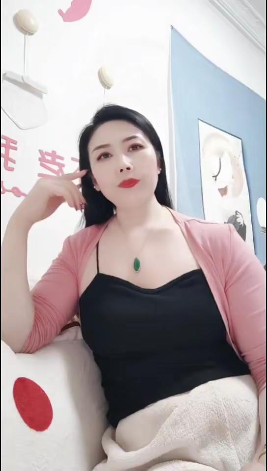 微胖女人美不美魅力女人旺夫女人女人一定要活成自己喜欢的样子胖胖的女人有福气