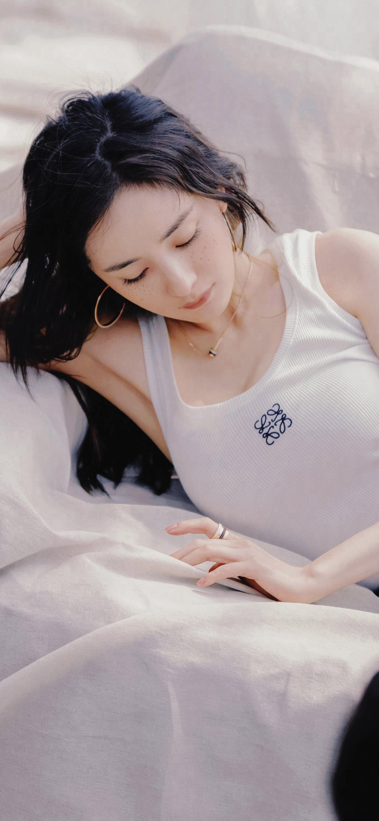 美女壁纸-第6188期-杨幂