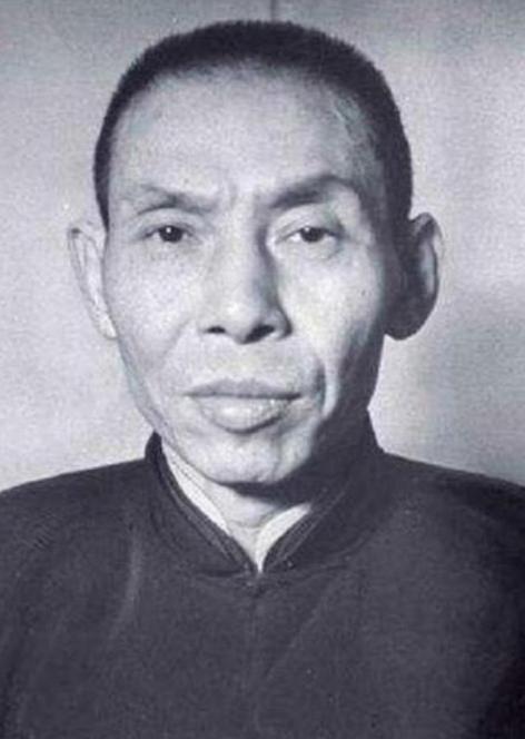 杜月笙在重庆遭人绑架，绑匪开口要40万，杜月笙却说：“给你90万，剩下的兄弟们喝