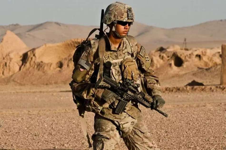 如果说美军在委内瑞拉的行动，震慑了世界各国，那么美军在伊朗的行动，则让美军跌下了