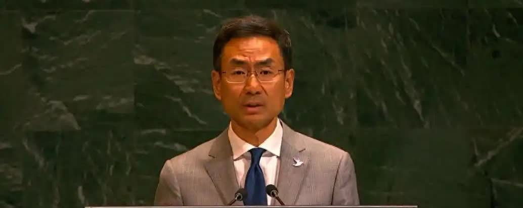 很多人以为，中国不军援俄罗斯，是怕了西方的制裁。错了！真相是，9・3阅兵之后，
