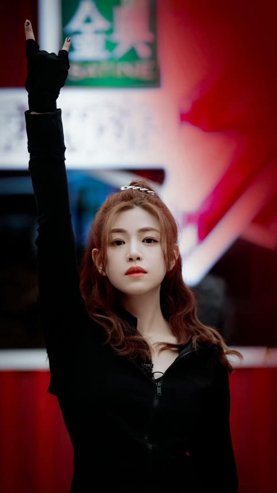 陈妍希不再忍让！对造谣者申请强制执行4月22日，陈妍希维权冲上热搜。她起诉造