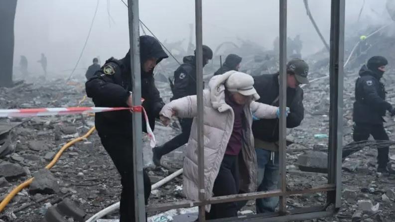 乌克兰基辅停电开始以来，已有70万人离开基辅基辅大范围停电开始后基辅