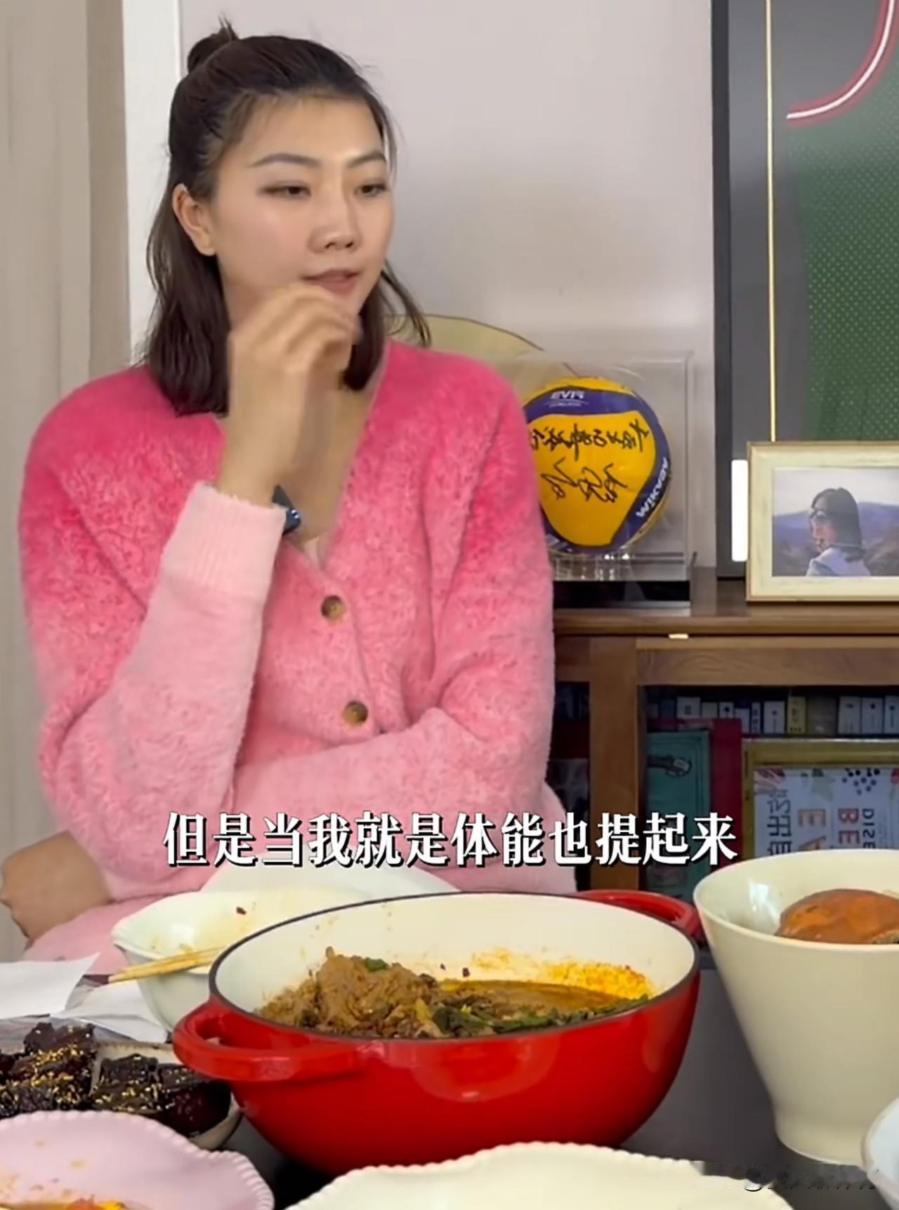 原来袁心玥不是退役了啊！前段时间网上都传袁心玥要退役了，本人今天晚上亲自说没退役