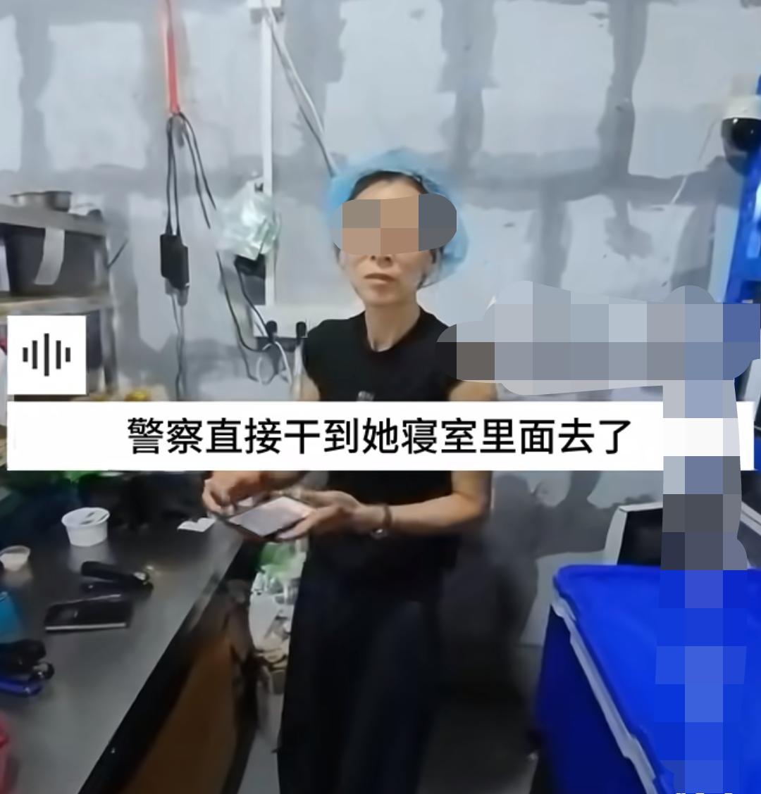 现在最难受的就是这个想白嫖外卖结果被警察找到宿舍的女大学生了！不是难受做了这事