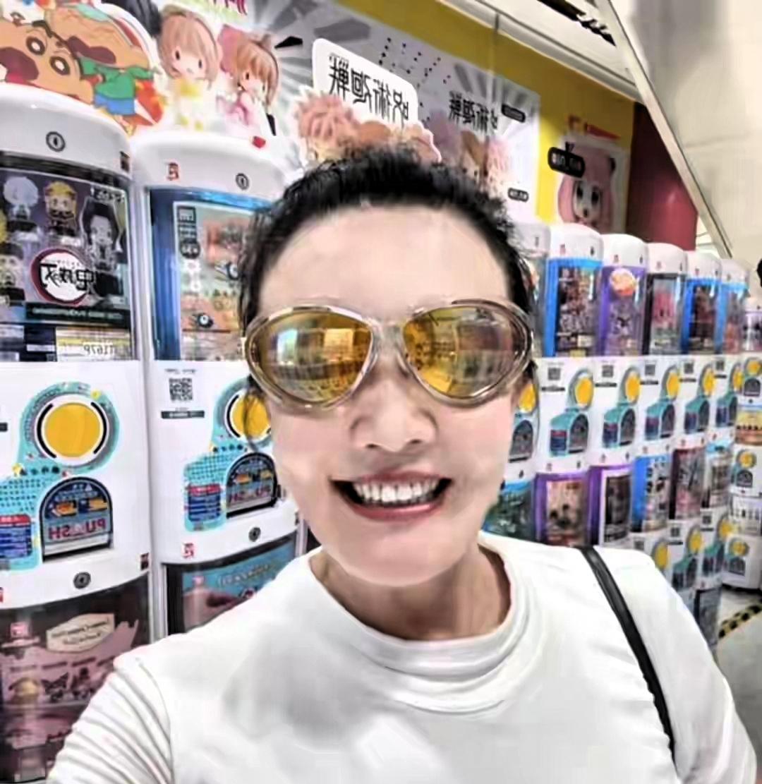 双向奔赴的祖孙情！兰姐玥儿互相陪伴太治愈全网都在夸兰姐会带娃，看完她和玥儿