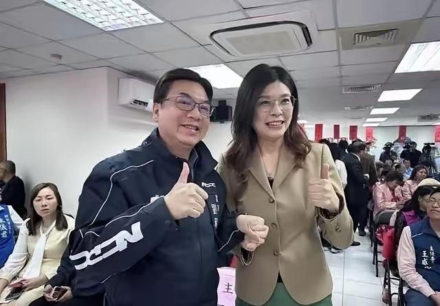 在台湾，国民党主席郑丽文再次语出惊人。怎么个语出惊人？她公开喊出：国民党内“若有