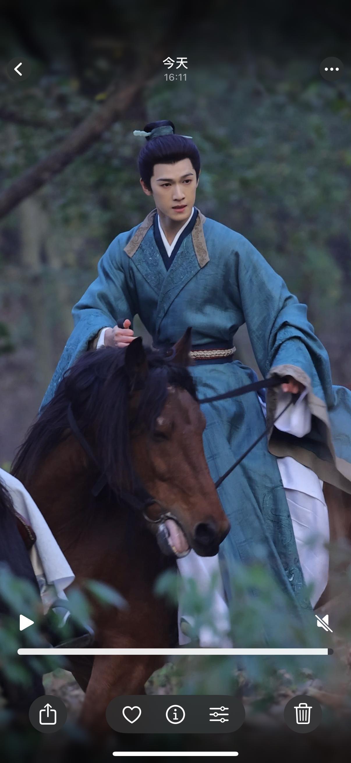 李昀锐骑马狂奔了李昀锐孟子义