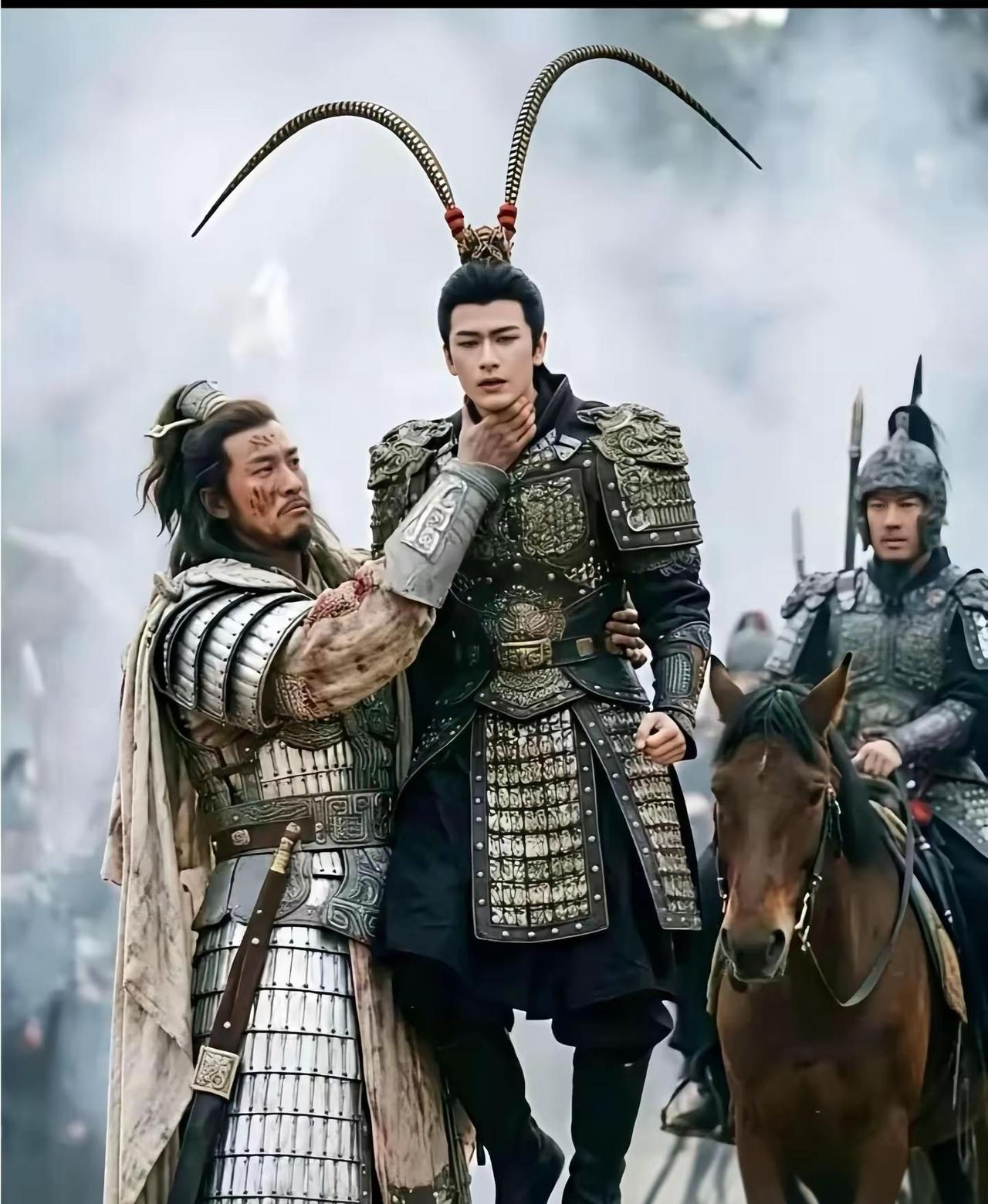 何润东万万没想到14年前的造型会因为“粉底液”翻火只是时过境迁那时敌人来了，还是