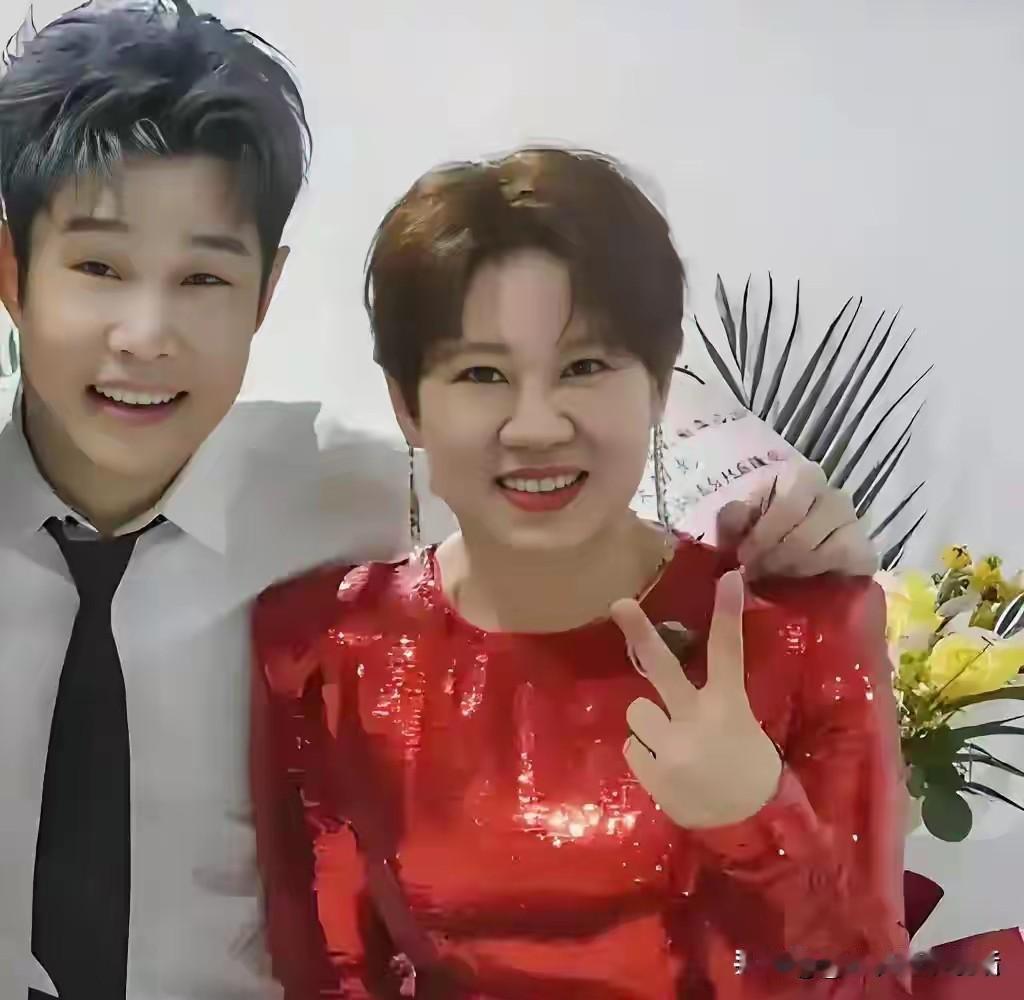 你没看错，小沈阳的妻子当电影导演了！由沈春阳导演并主演的电影《什么意思夫妇》举