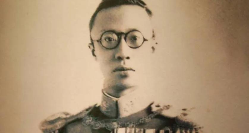 清朝（公元1644—公元1912）（10）清朝第十位皇帝：清末帝溥仪清末帝溥
