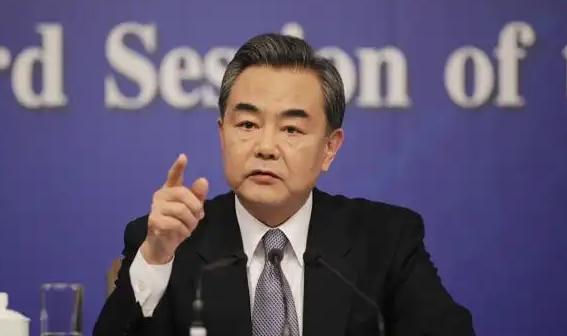 是时候让波兰，为自己的愚蠢，付出“军事代价”了！我们的好言相劝，他们当成耳旁风