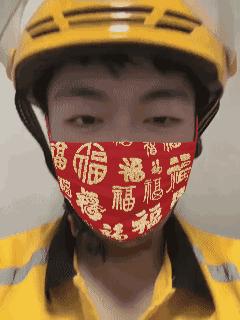 这位外卖小哥开直播时，在直播间宣布自己拿着挣的9000个+向另外向女朋友