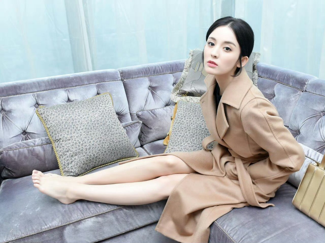 娜扎的美腿和玉足