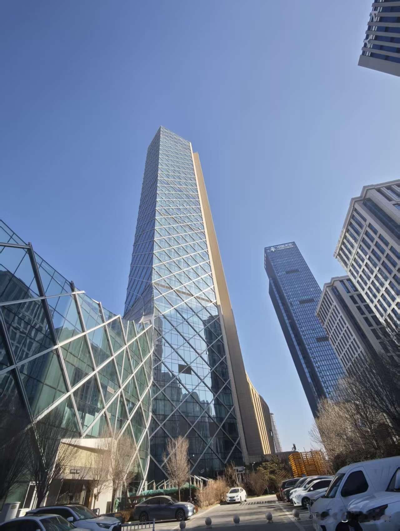 再过三天，来银川就二十年了，银川在变化，老银川的影子已找不到了。