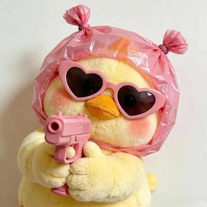 搞怪且永久不换的头像๑•͈ᴗ•͈♡