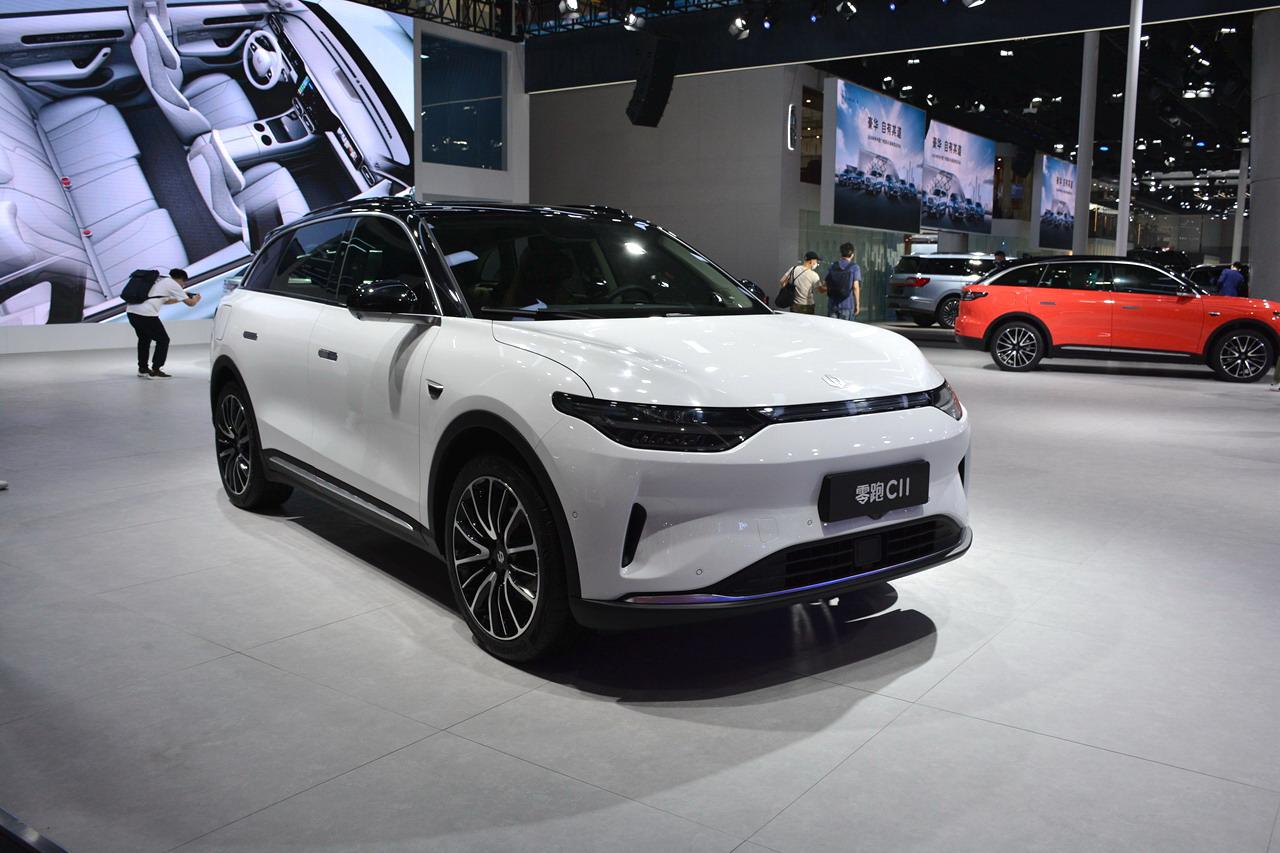 同样是16.58万的纯电SUV，零跑C11和尚界H5配置差距有多大？ 选车这