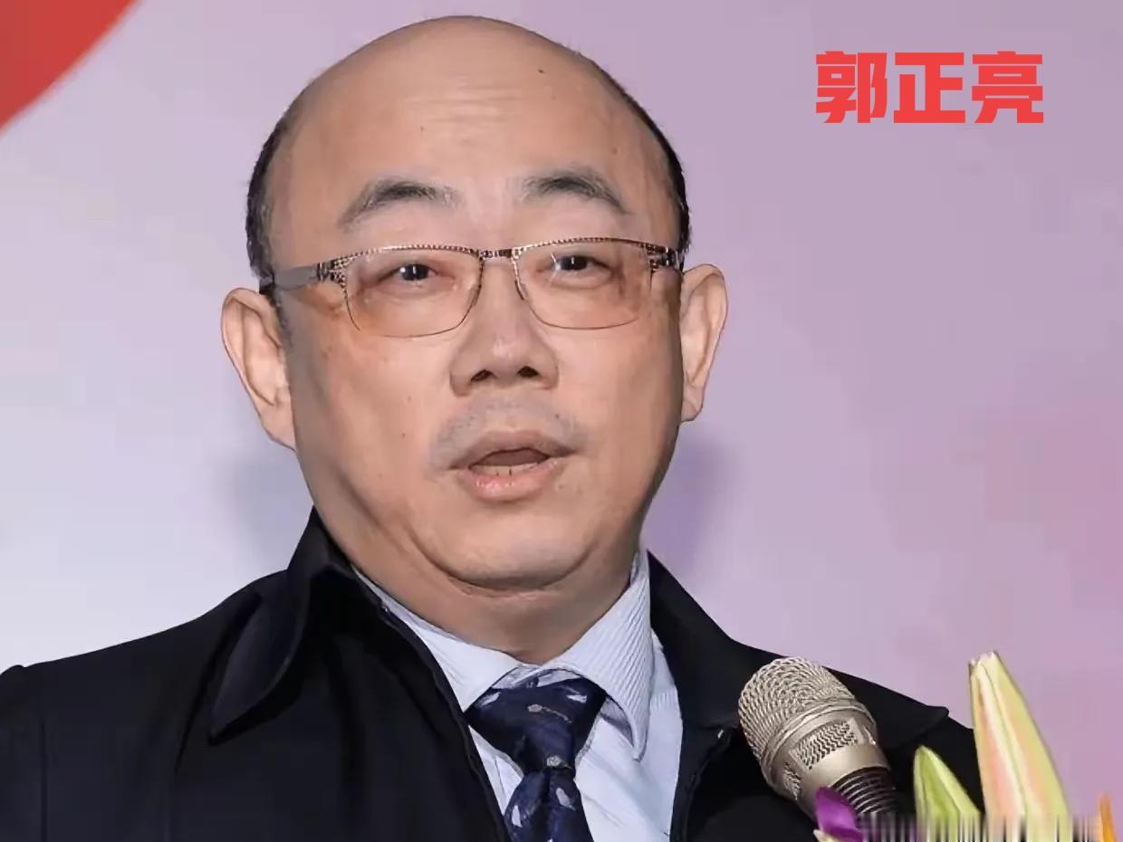 一个在天津吃煎饼果子长大、户口本上写着“中华人民共和国”的人，改了个日本名字就跑