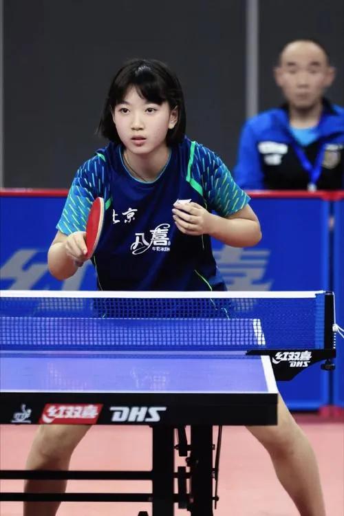 WTT青少年球星挑战赛曼谷站U19男单冠军吉山和希(日本)U19女单冠军