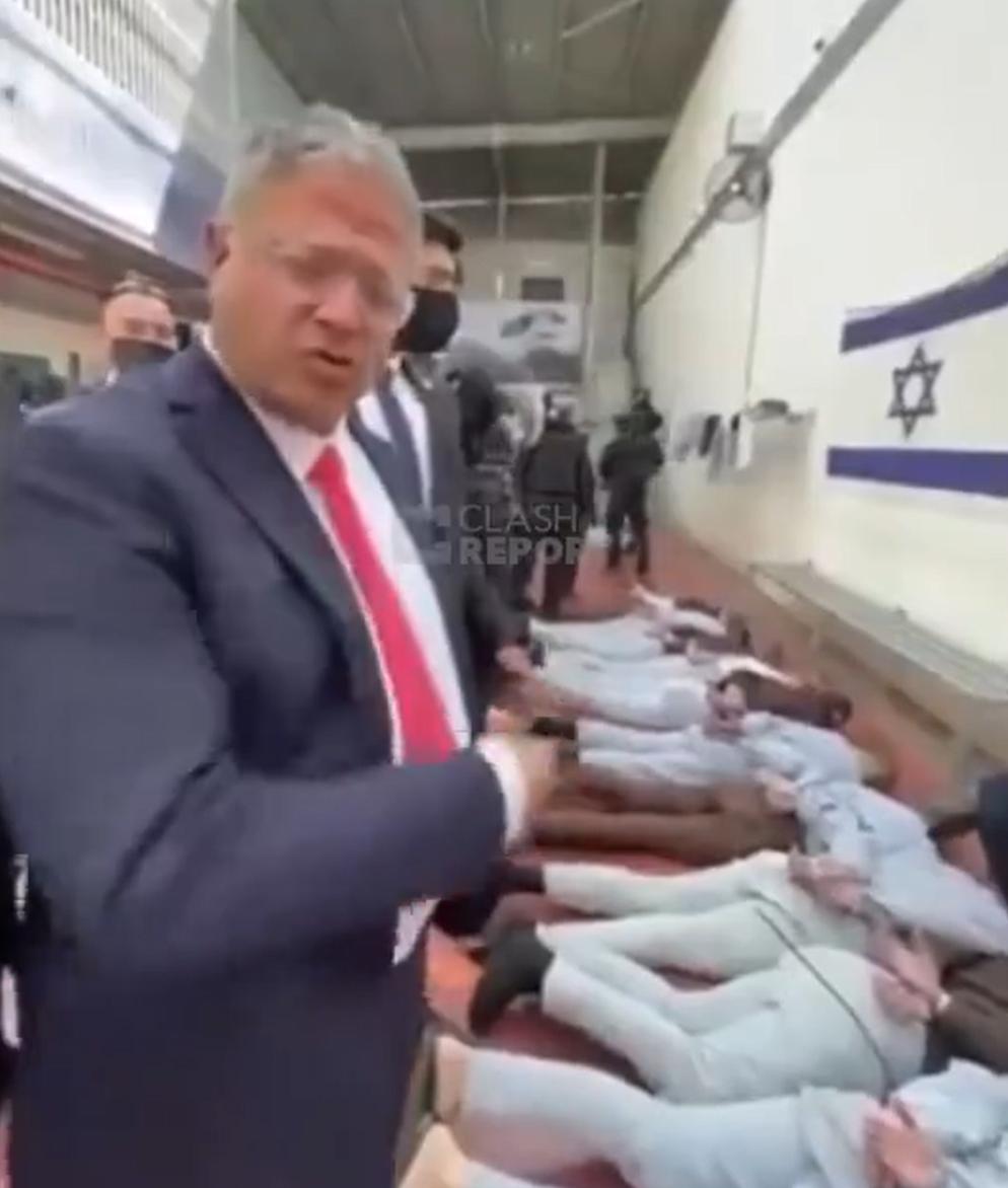 美国记者艾比．马丁，对以色列进行了深入的采访，愤怒得出结论：全世界必须孤立这个流