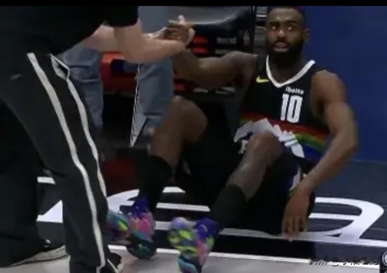 快船结束3连胜，判罚有问题，但终究是实力不行；1、裁判确实没想让快船赢，这跟赛前