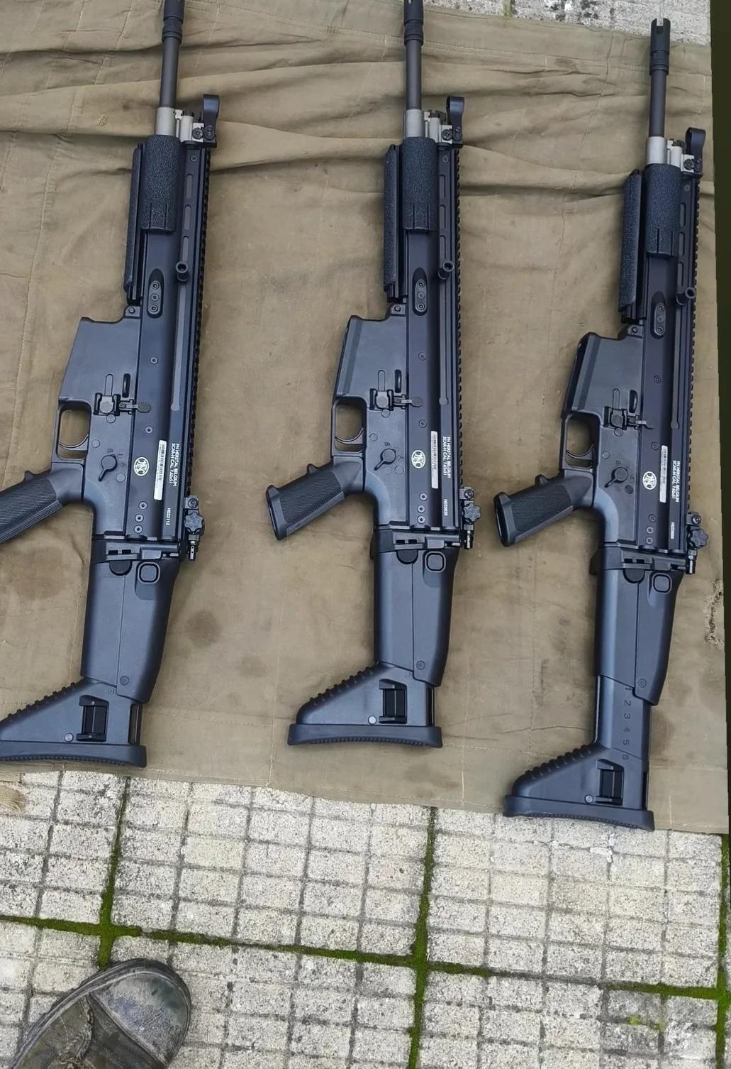 印度特种部队装备的比利时fnscar