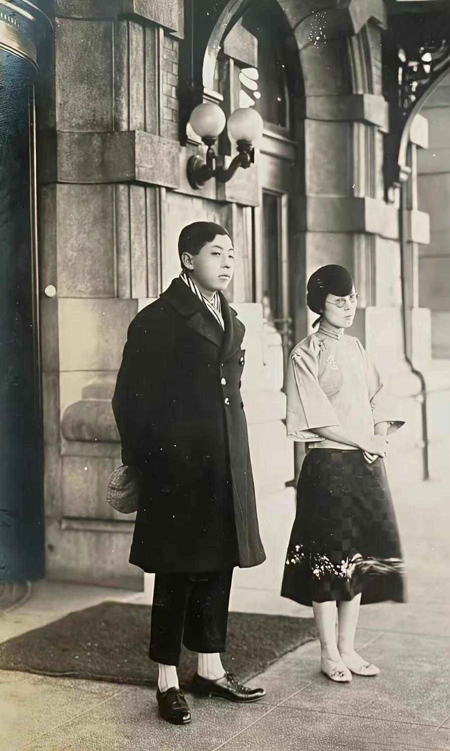 99年前，情窦初开的赵一荻和风华正茂的张学良