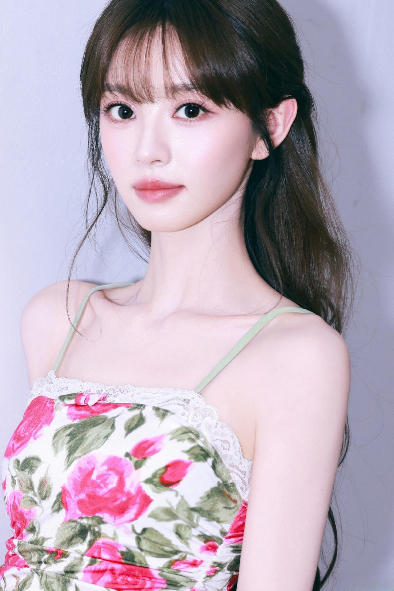 穿花裙子的田曦薇[比心]好好看[爱心][思考]对了，最近这种“全透明”凉