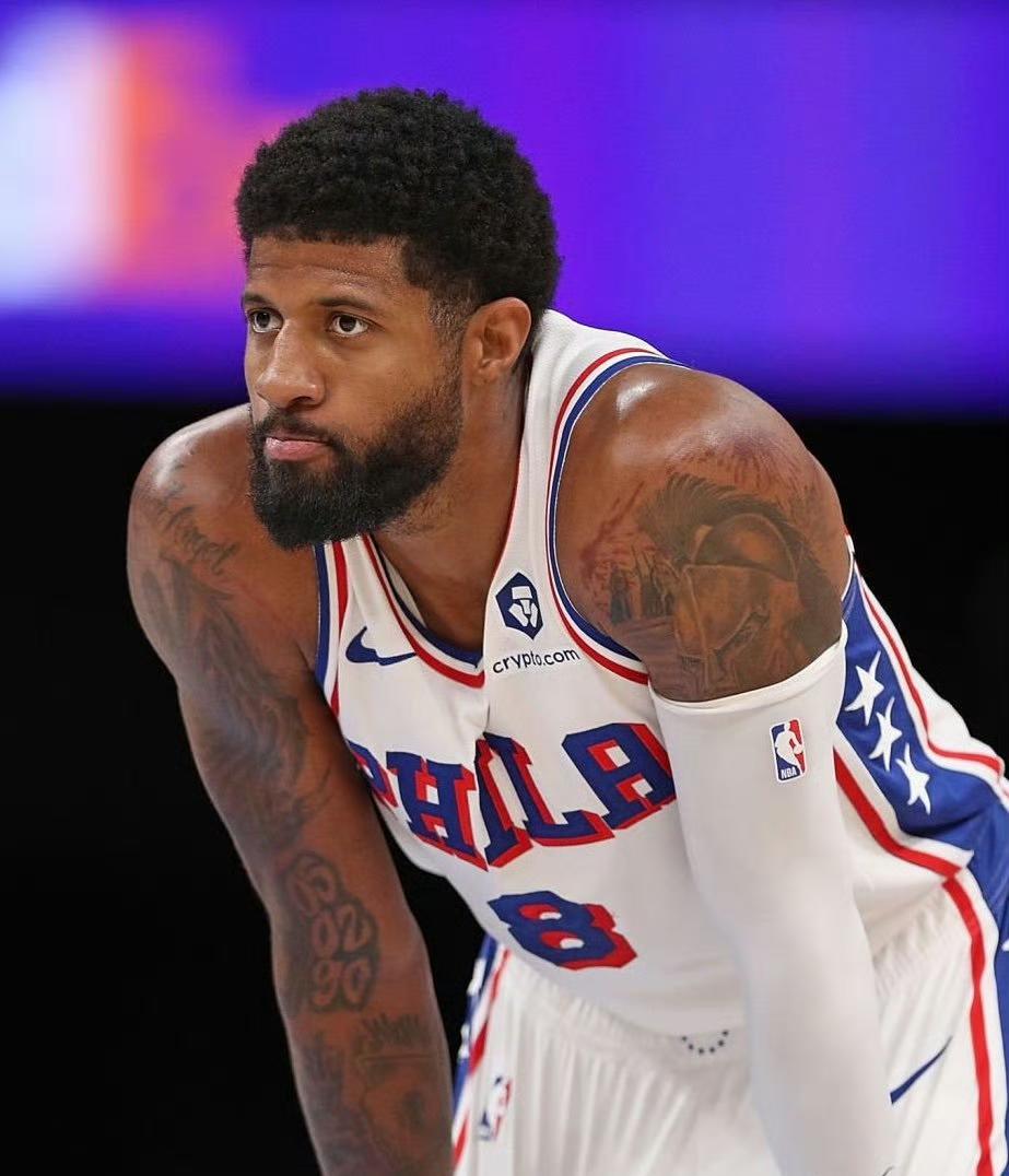 有一说一，乔治和詹姆斯根本不在一个级别！！詹姆斯:全场出战34分钟，投篮17