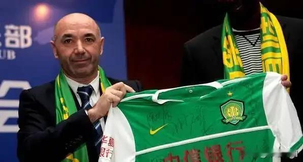 来到国安之前，帕切科在葡萄牙国内执教多年，还有“穆里尼奥克星”的名号。刚接手球队