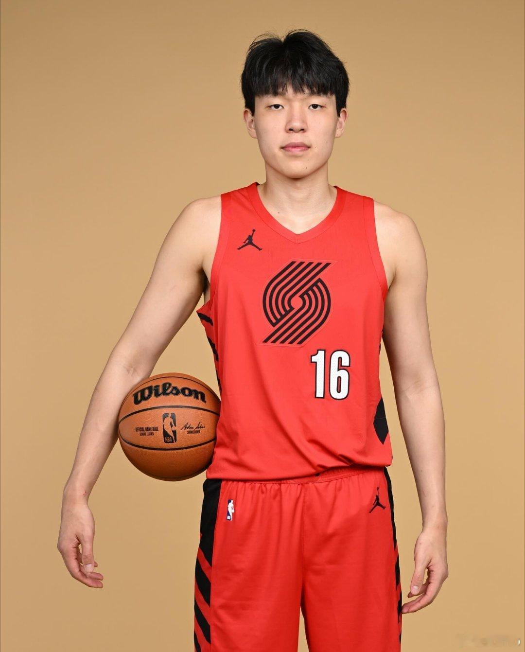 为更好备战NBA新赛季，杨瀚森将缺席8月5-17日举行的FIBA亚洲杯，转而参加
