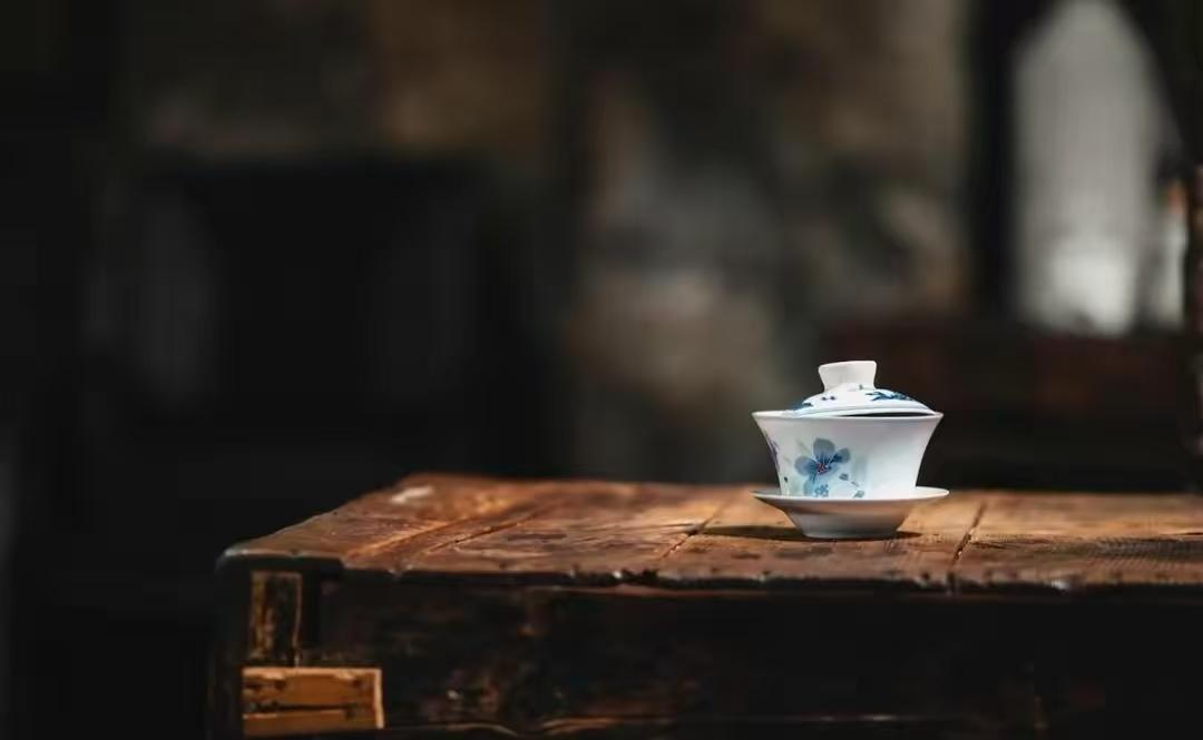 孩子太优秀，竟然也会让父母焦虑和头疼不已。同事家的女儿985博士毕业后，选择
