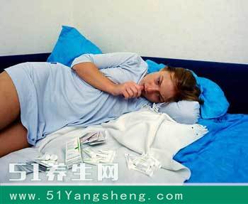小伙爱跟艾滋病患者交往, 特意找艾滋女友, 背后原因让人震惊!