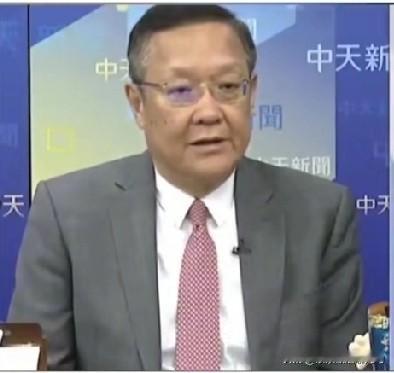 澎湖海战》预告片的海报一出来，“统一台湾，势不可挡”八个字特别醒目。内容讲的是康