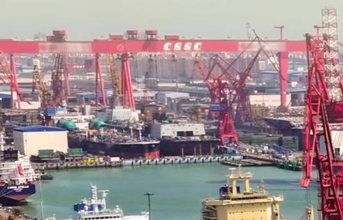 海军藏的这手大招，真是让人直呼好家伙！ 5月21日官方透了底：一艘极其罕见的