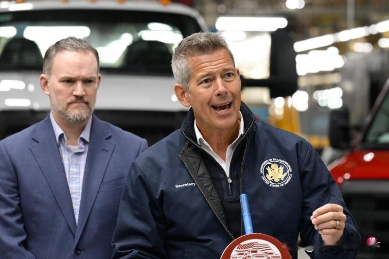 果然不出中国所料，卡尼还未回国，特朗普：加拿大会后悔的中加电动车换油菜籽初步