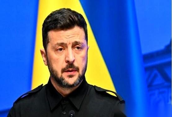 这一仗打了快三年，最狠的是什么？是它把俄罗斯从一个“帝国”，硬生生打回了一个“