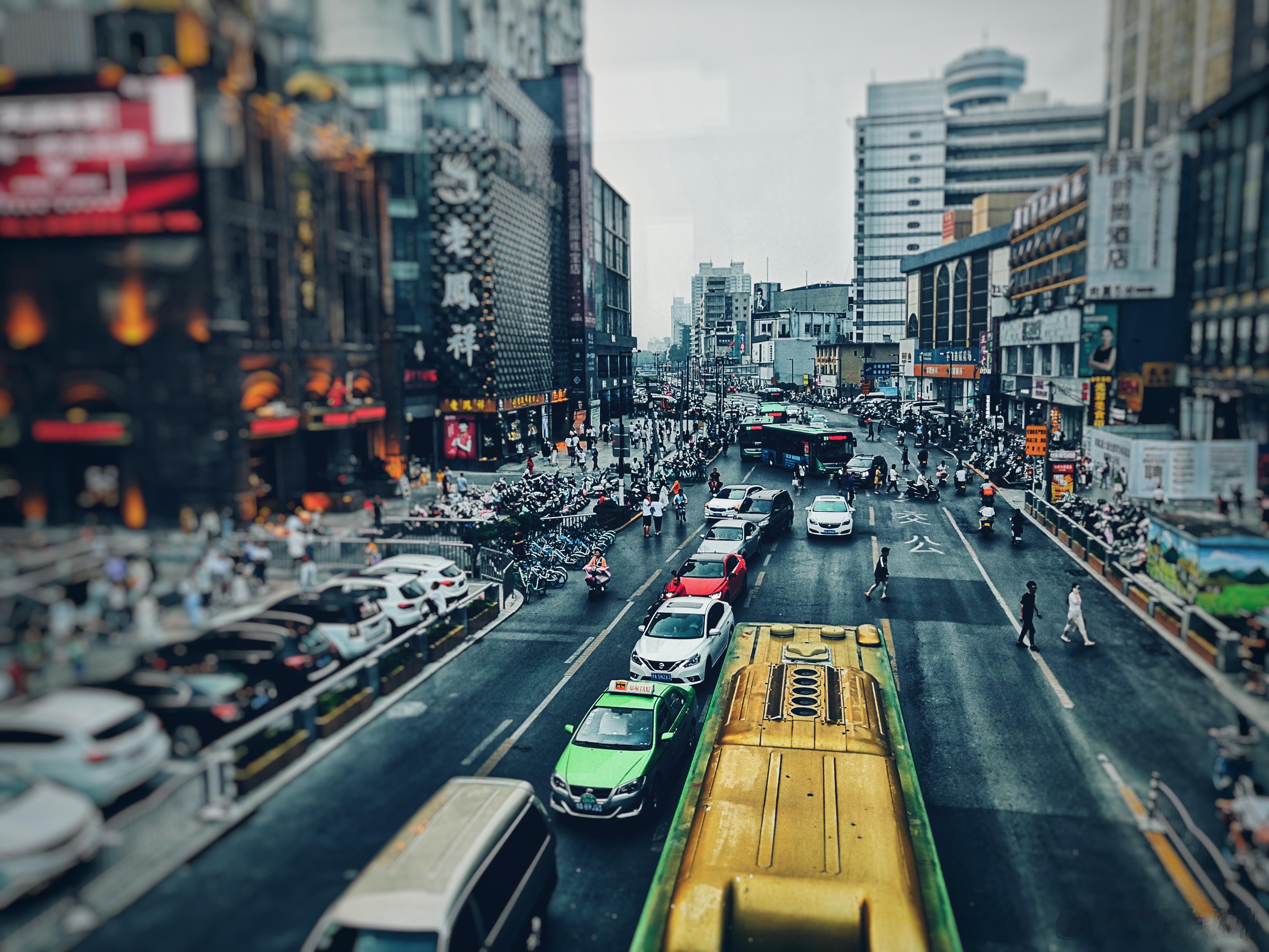 2025年郑州市GDP突破1.5万亿2月3日，郑州市统计局、国家统计局郑州调查