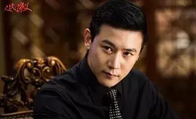 2015年，李路筹拍《人民的名义》，不少投资商谈妥后又跑了，李路问高亚麟：这个剧