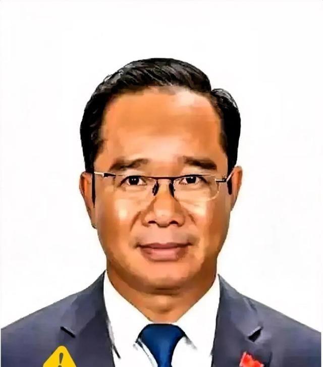 网传一位越南教授，当着全球听众的面，抛下一句话。他说：“虽然我个人对中国有看法，