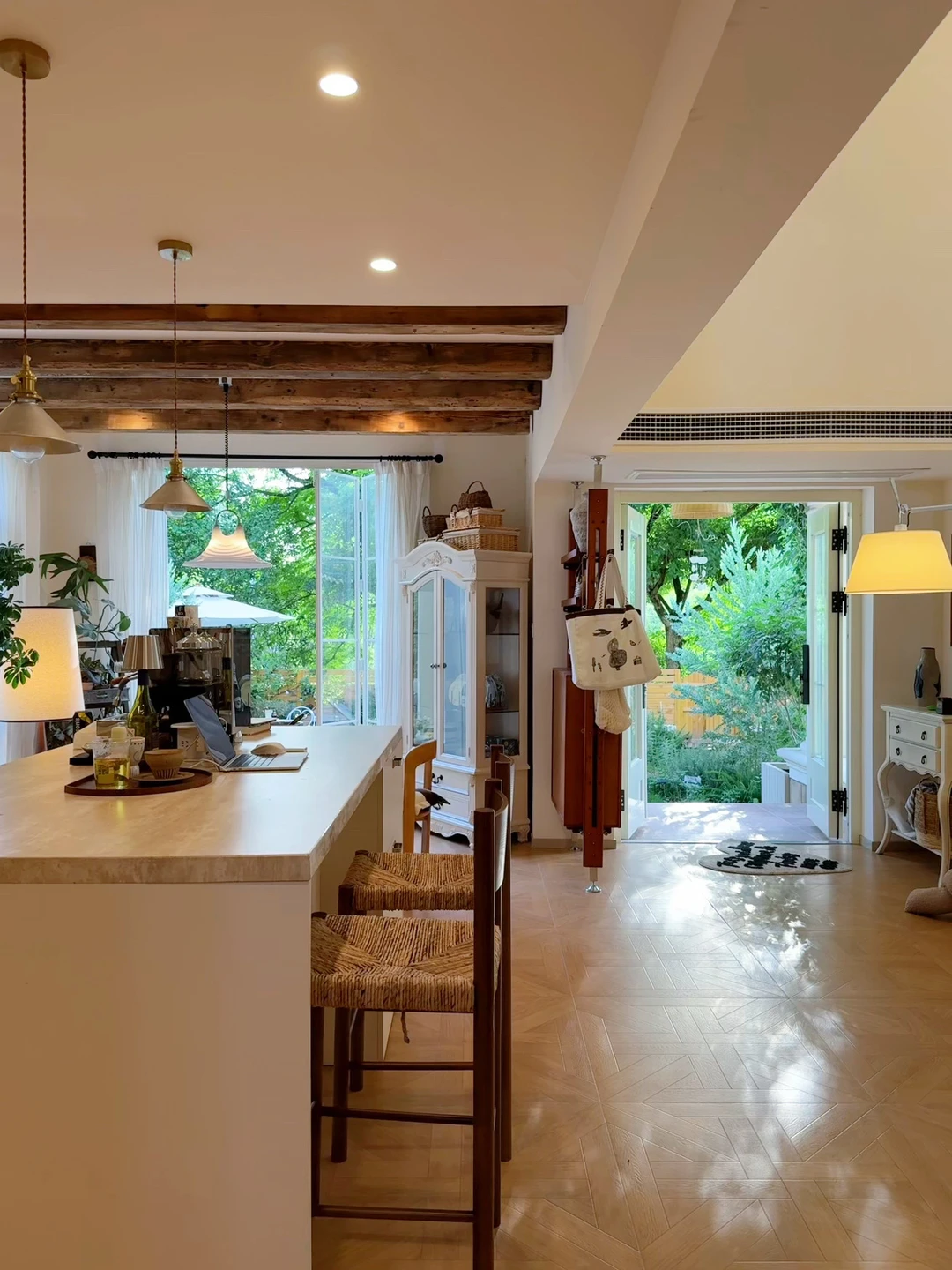 34岁租了个350㎡别墅🌷过上了想要的生活