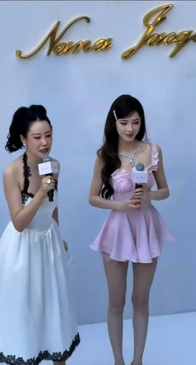 35岁张予曦生图精修对比，内娱畸形审美还能卷得动吗