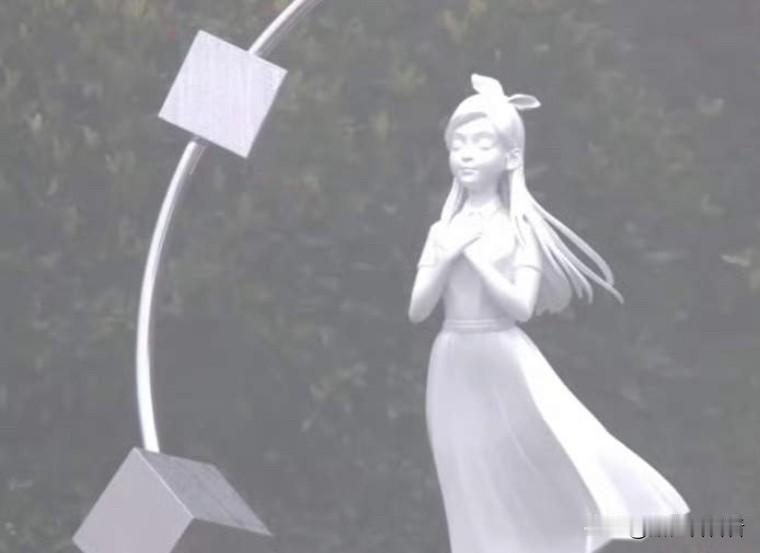 大S雕像揭晓，这也不是本人呀，本来以为会按照大S本人塑造，没想到一点影子都没有，