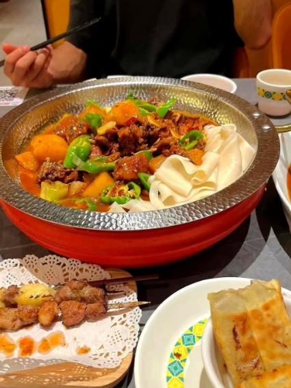 认识3个多月，异地，相亲认识，睡过一次。因商量7月合伙买房、10月结婚，我自
