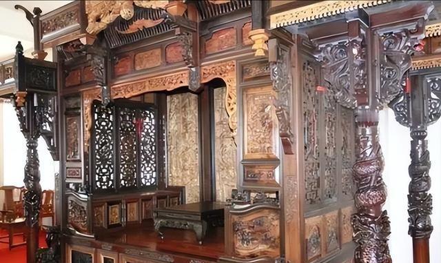 给我5个亿，我就上交！”1993年福建一男子花了2000万元珍藏了一张皇帝所睡过