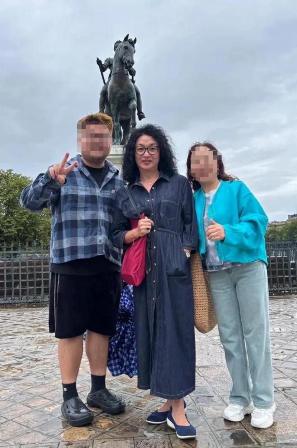我被金星的粉丝威胁了，他恐吓我要投诉我，那我就教教他如何投诉！好搞笑！昨天写