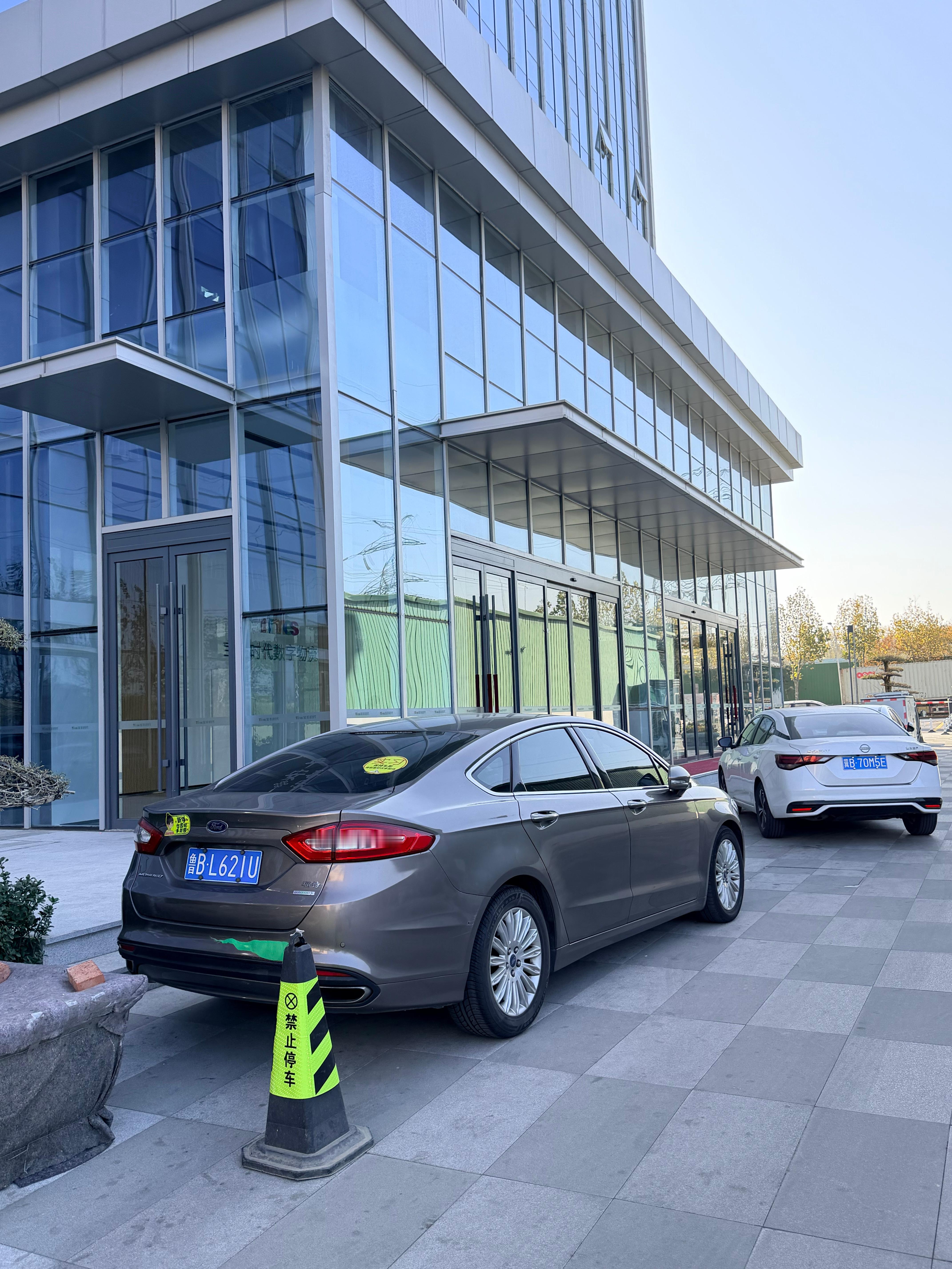 无语了……来看看我这一个月三块多的物业费，物业的应对情况……我能说他们拿钱不办事