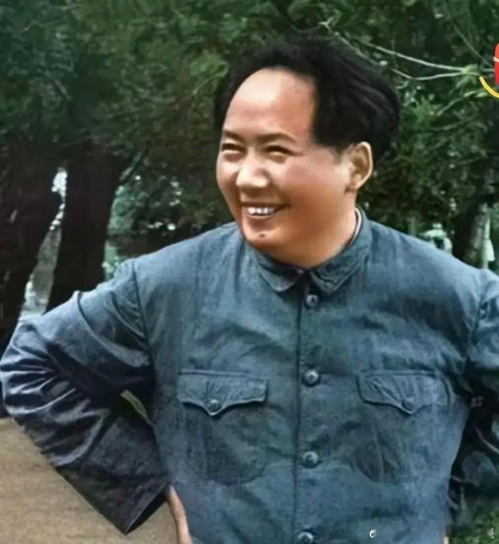 【丢了毛泽东思想，就是断了社会主义的根】   黄克诚大将晚年有一句话，讲得