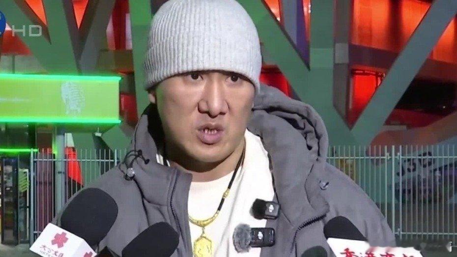 凤凰新闻【台湾网红“馆长”：“台独”分子在大陆高科技面前无处遁形】据凤凰卫视报道